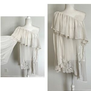 Natori Bell Sleeve Off-Shoulder Lace Cream oversized flowy blouse size Small